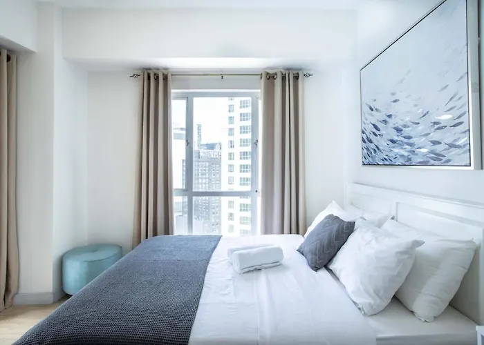 Julias Bright Stylish Balcony Apartamento *